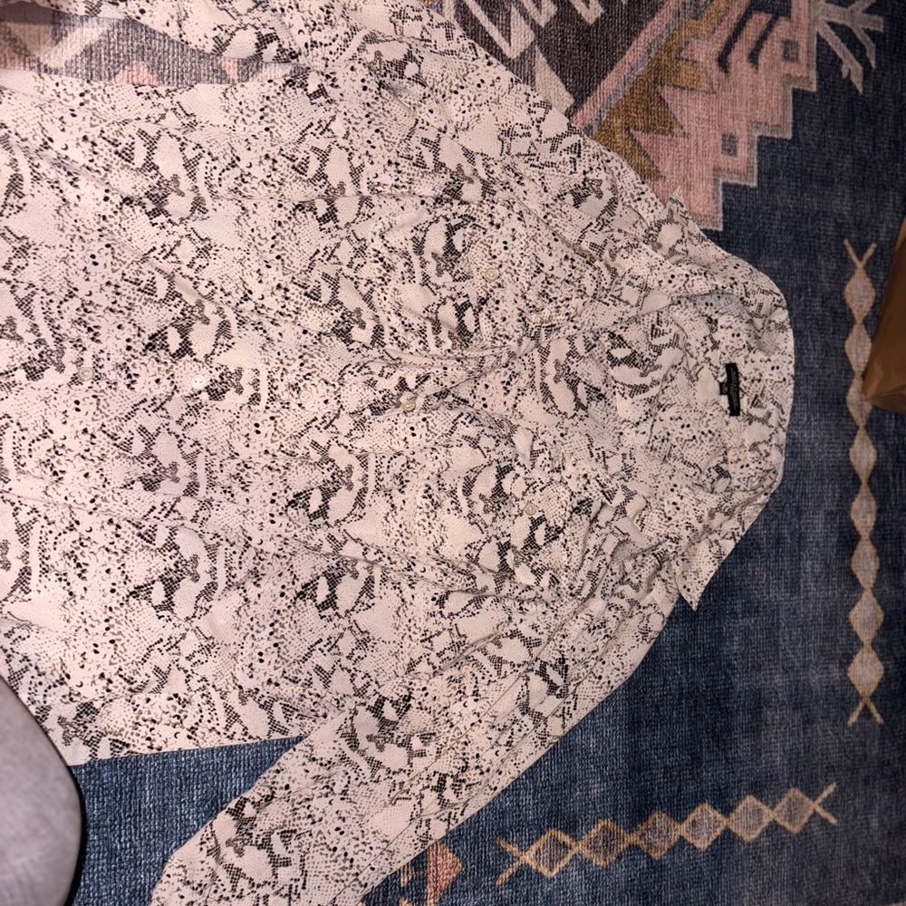 Notations Black and White Patterned Top